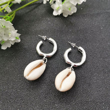 Load image into Gallery viewer, save_the_ocean_jewelry_jewellry_australia_uk_canada_helping_save_sea_life_animals_help_oceans_creatures_sea_turtles_sharks_whales_turtle_tracker_bracelet_dolphin_dolphins_whale_shark_wave_ring_anklets_bracelets_necklace_earrings_anklets,choker_rings_tshirt_caps_apparel_seashell_shell_charity_conservation_beach_life_helping_seas_oceans_planet_coral_reefs_wildlife