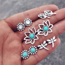 Load image into Gallery viewer, save_the_ocean_jewelry_jewellry_australia_uk_canada_helping_save_sea_life_animals_help_oceans_creatures_sea_turtles_sharks_whales_turtle_tracker_bracelet_dolphin_dolphins_whale_shark_wave_ring_anklets_bracelets_necklace_earrings_anklets,choker_rings_tshirt_caps_apparel_seashell_shell_charity_conservation_beach_life_helping_seas_oceans_planet_coral_reefs_wildlife